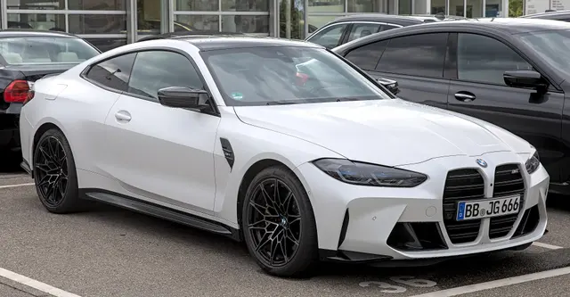 BMW M4 G82